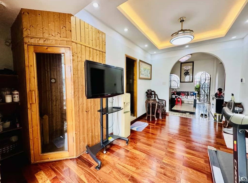 Bán nhà mặt tiền đường Chợ Lớn - KDC Bình Phú Quận 6 - Giá nhỉnh 17 tỷ